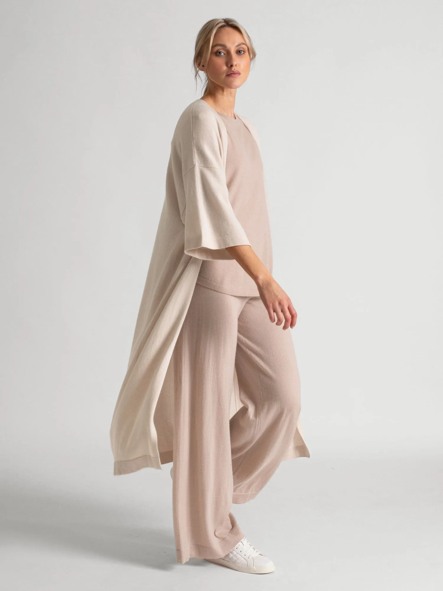 Cashmere pants "Air pants" - feather