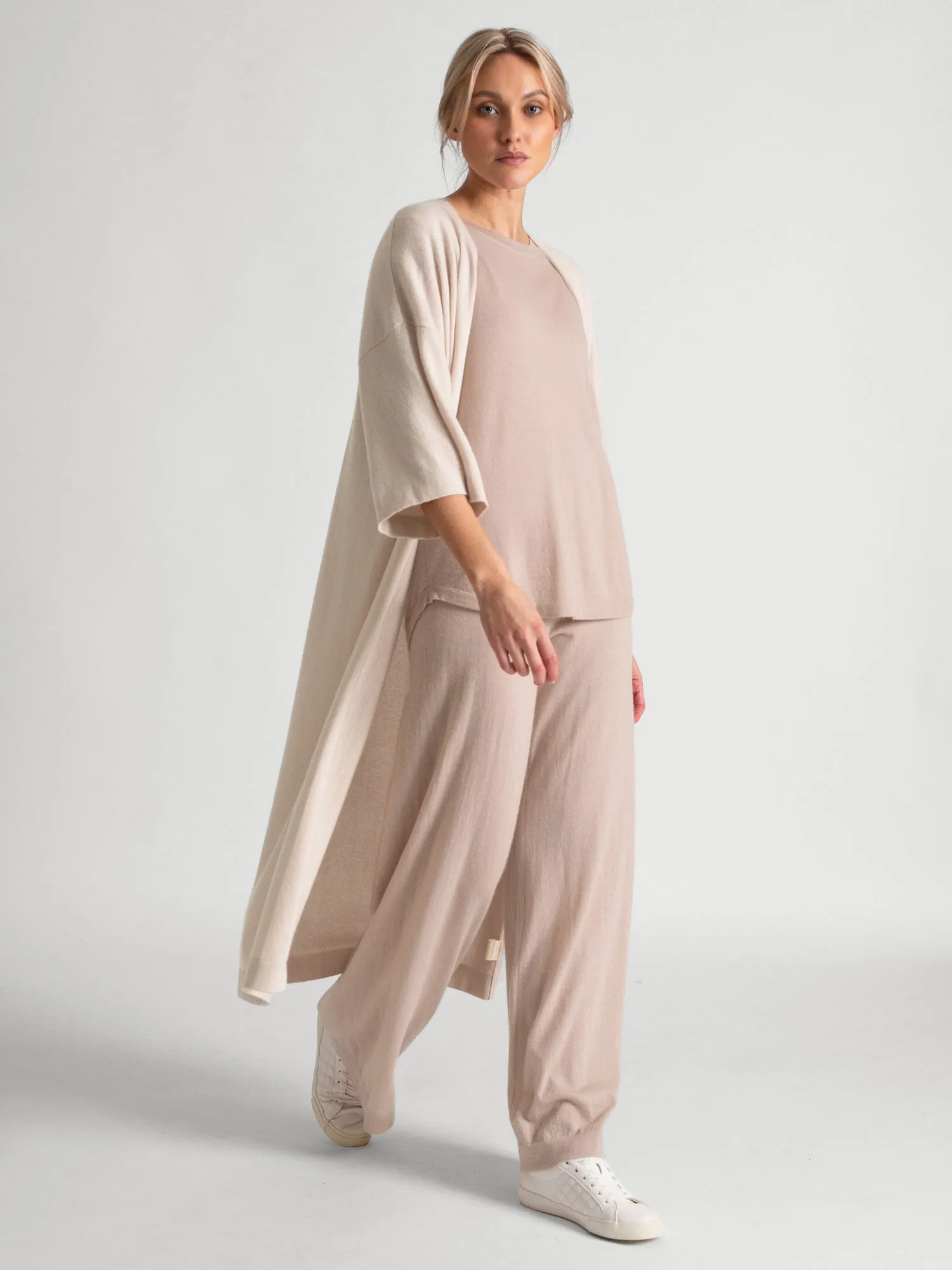 Cashmere pants "Air pants" - feather