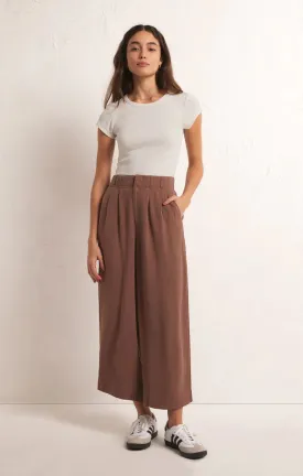 Farah Pant