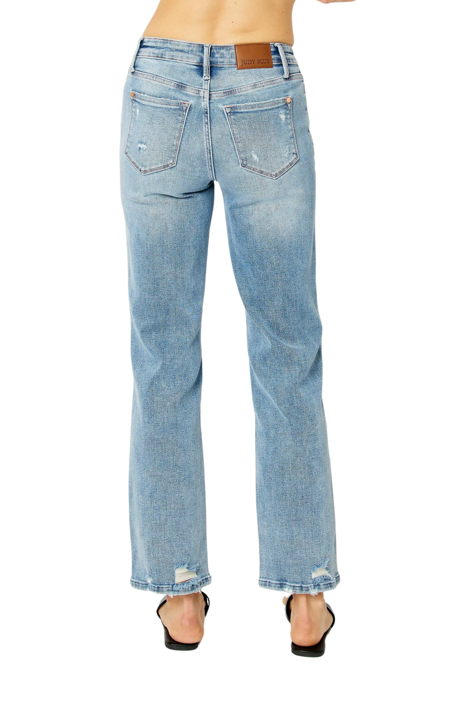 Judy Blue Medium Wash Straight Legged Jeans